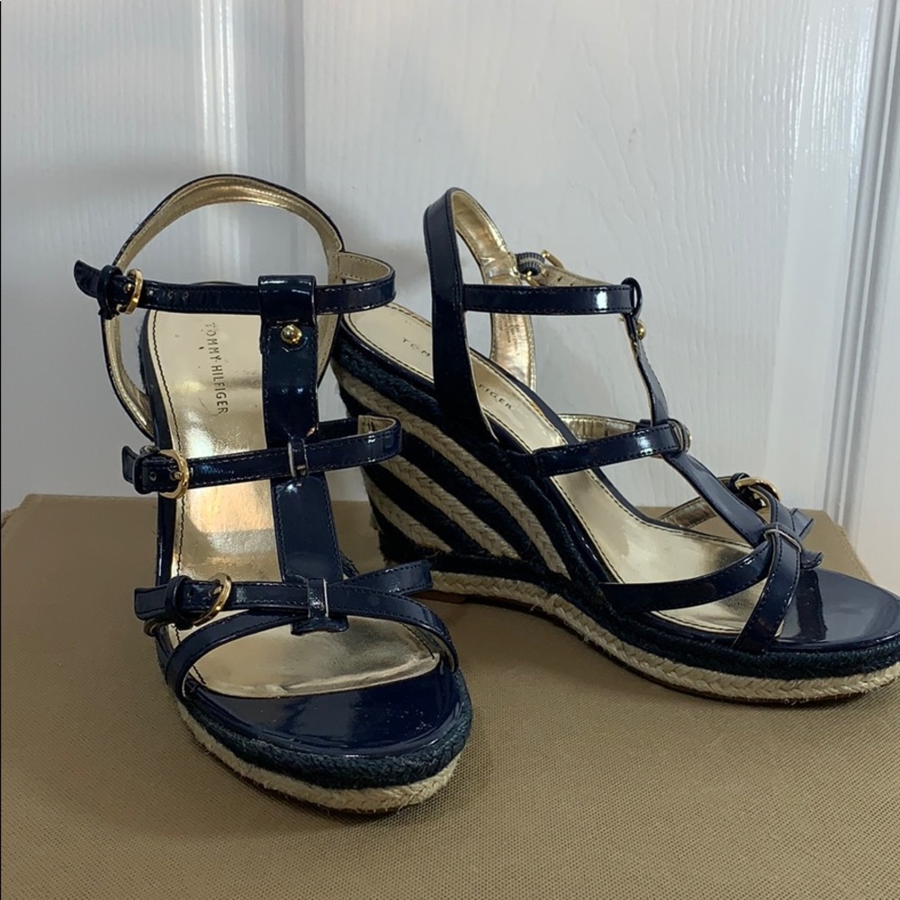 Tommy Hilfiger Nautical wedges size 8.5M